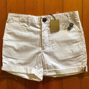 NEW | Girls Burberry shorts white